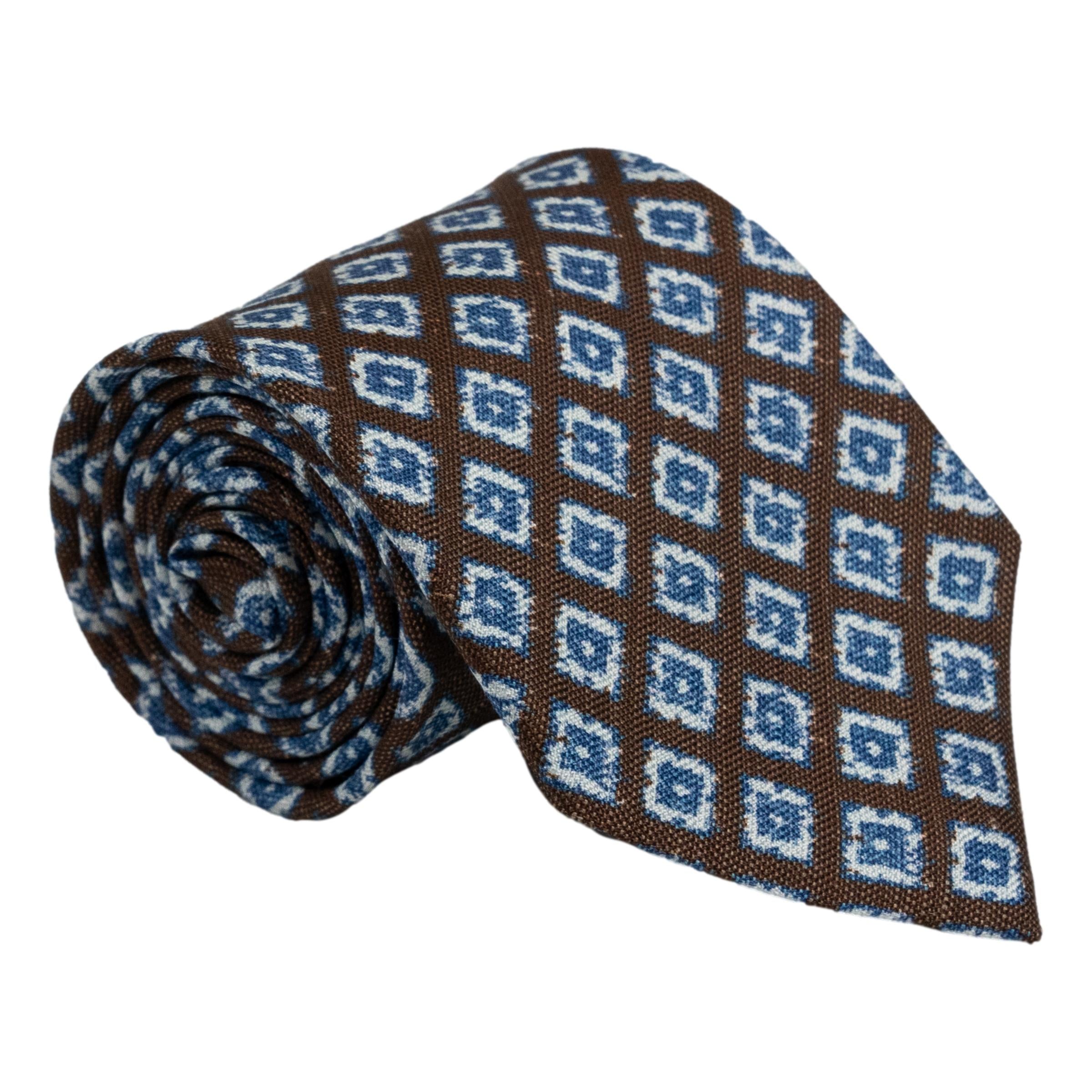 Abstract Double Diamond Shield Motif Silk Tie