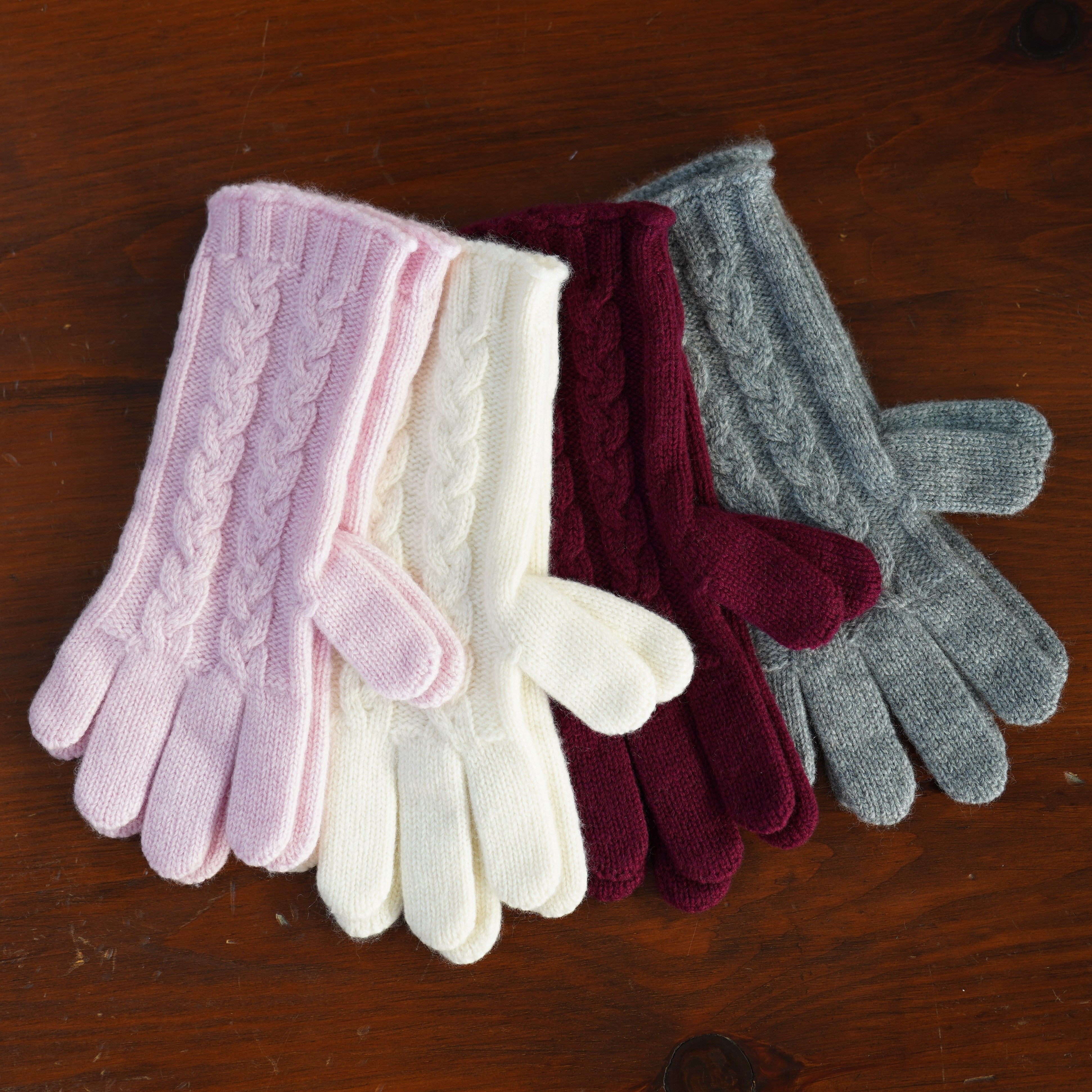 Cashmere Cable Knit Gloves